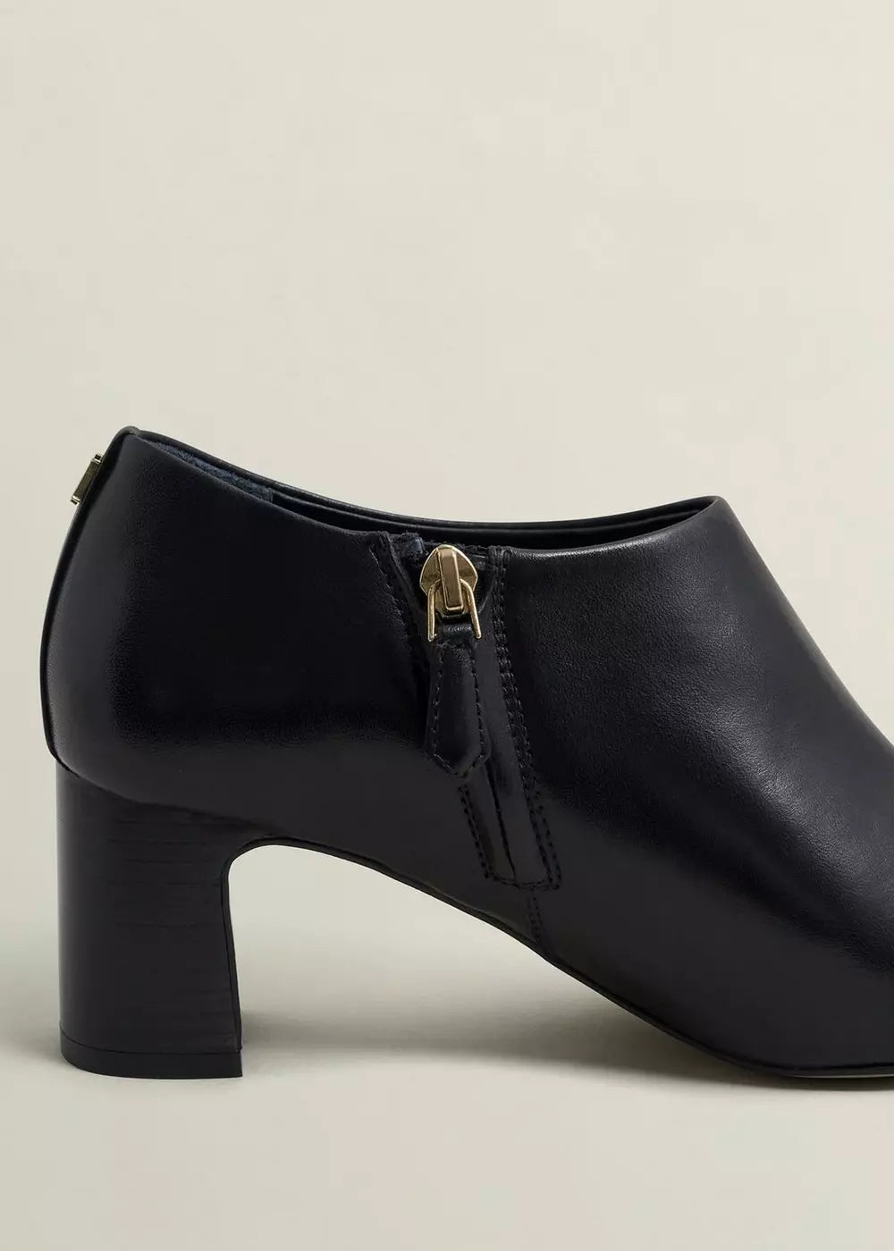 Leona Leather Shoeboots