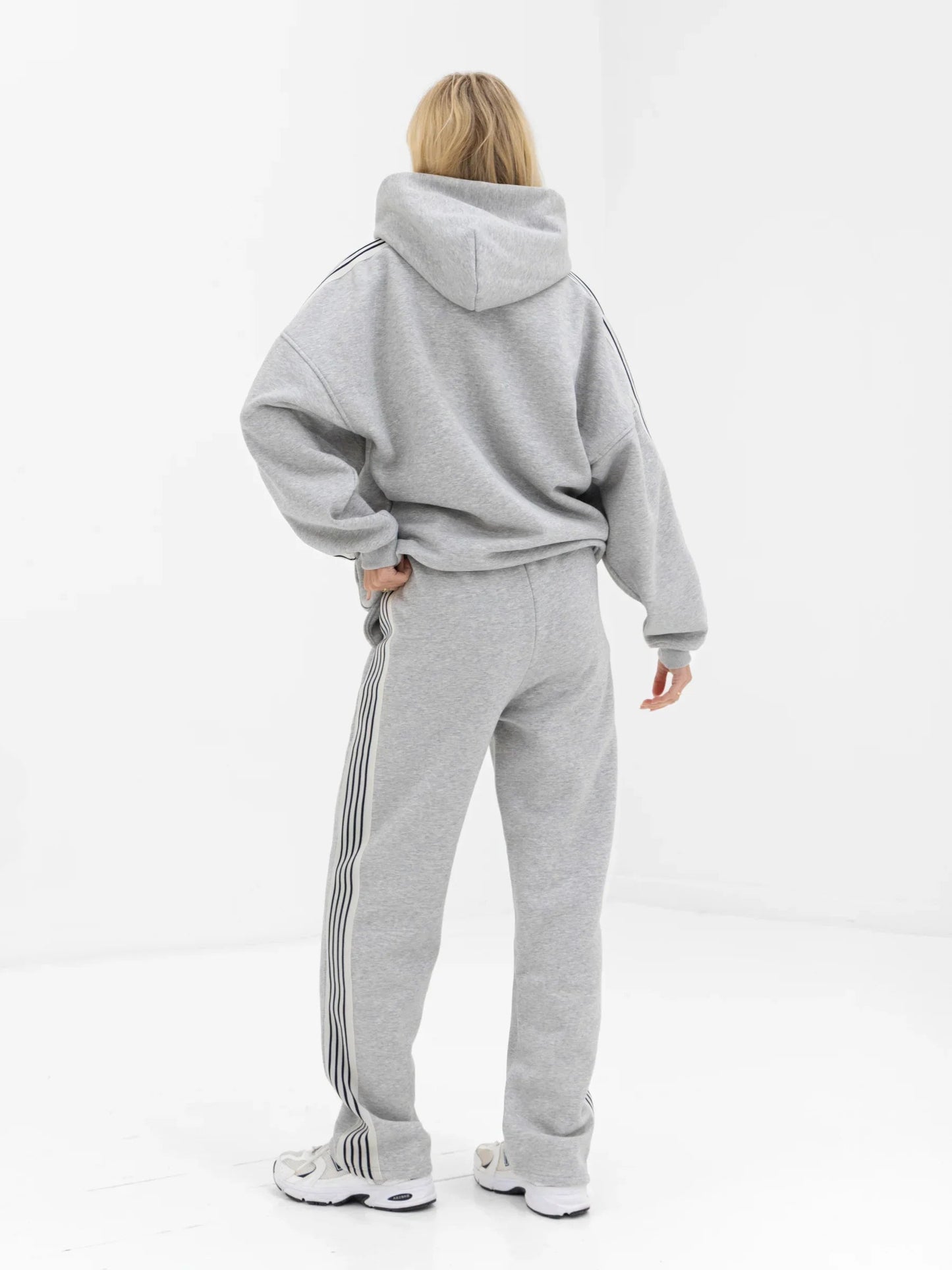 Immani Wide Leg Sweatpants - Marl Grey