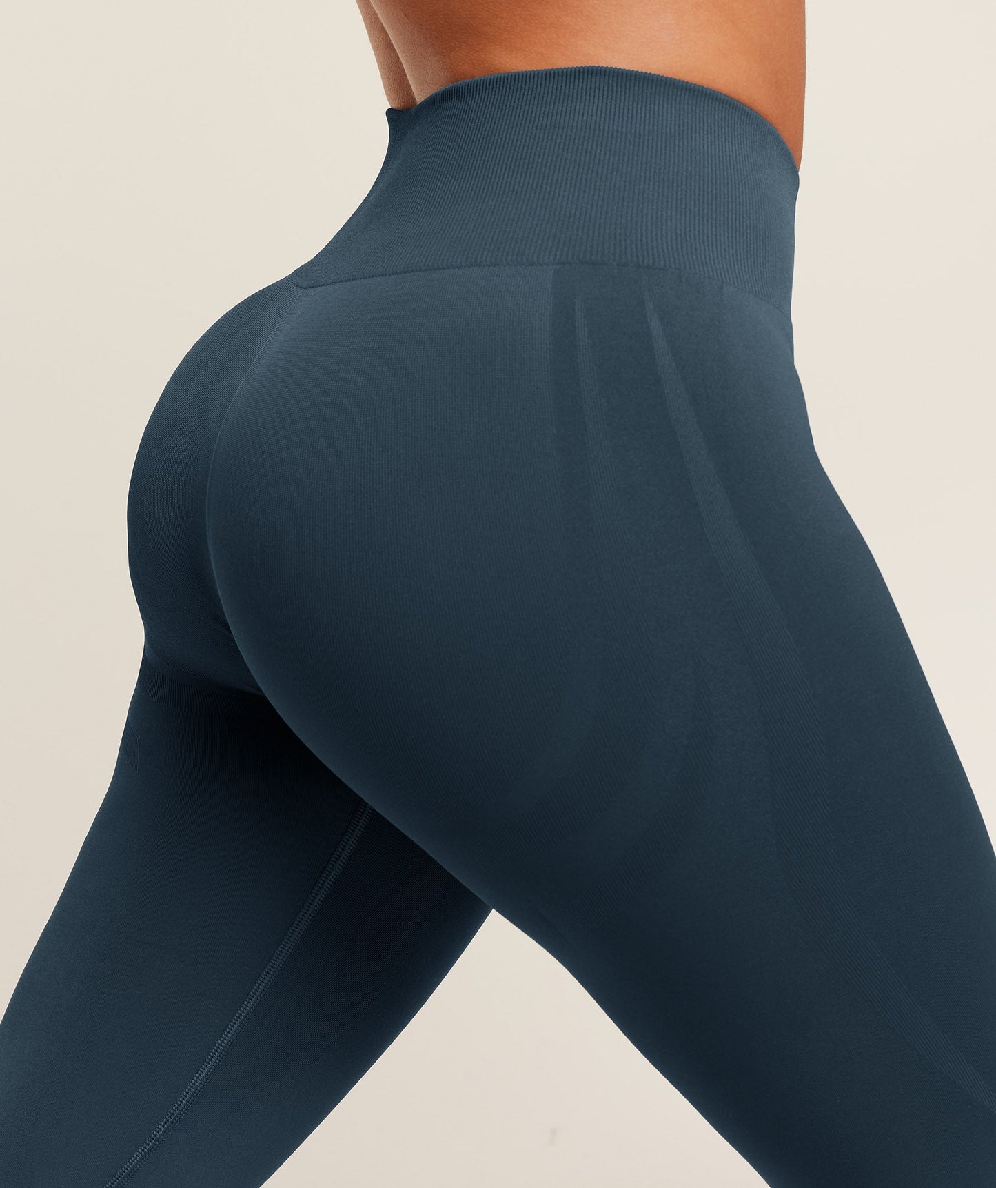 Light Hold Leggings