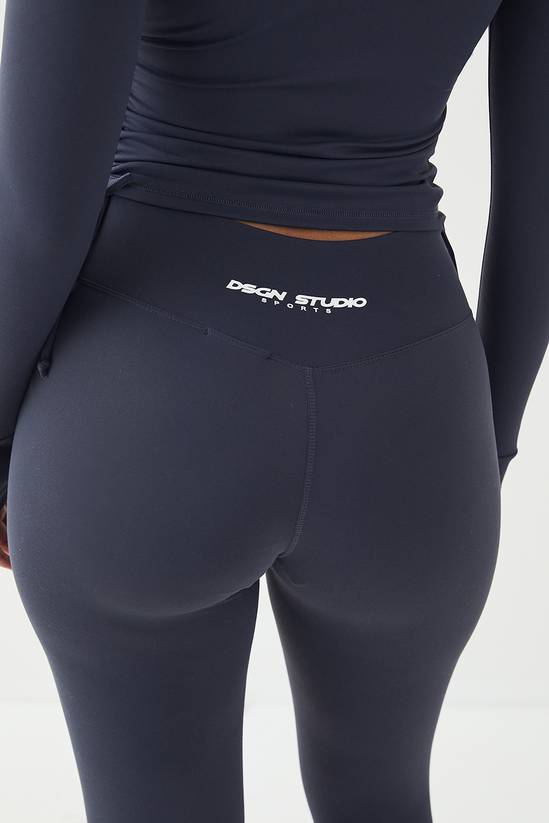 DSGN Studio Highwaist Sculpt Wrap Waist Legging