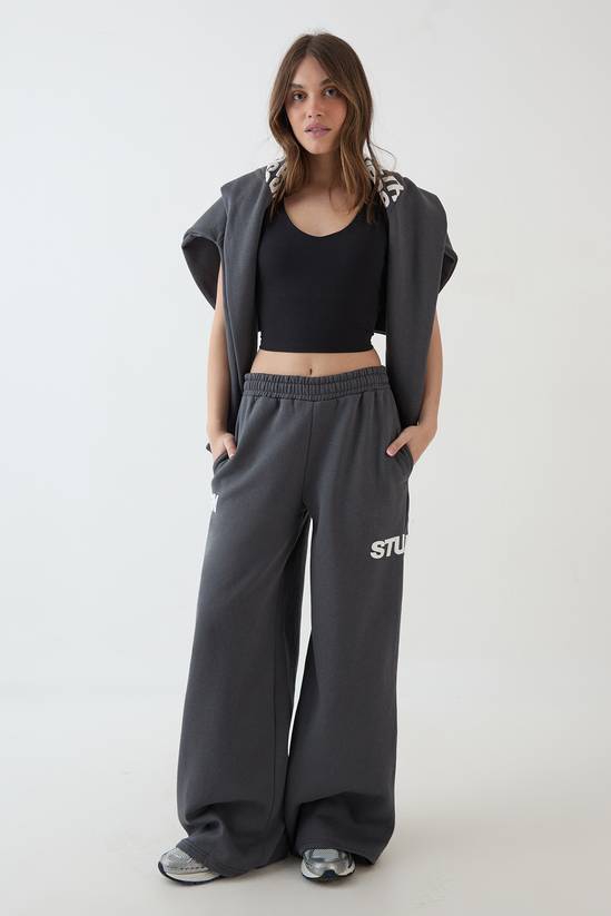 DSGN Studio Sculpt Longline Plunge Sports Bra