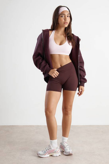 DSGN Studio Sport Contour Bum Scrunch Seamless Short